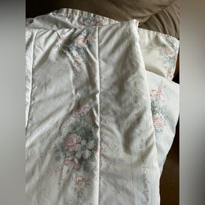 80s vintage Floral Patterned Comforter